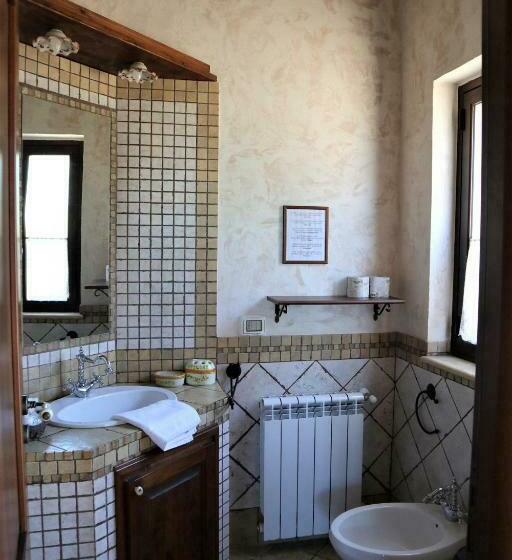 اتاق استاندارد چهار تخته, B&b Villa Giusy