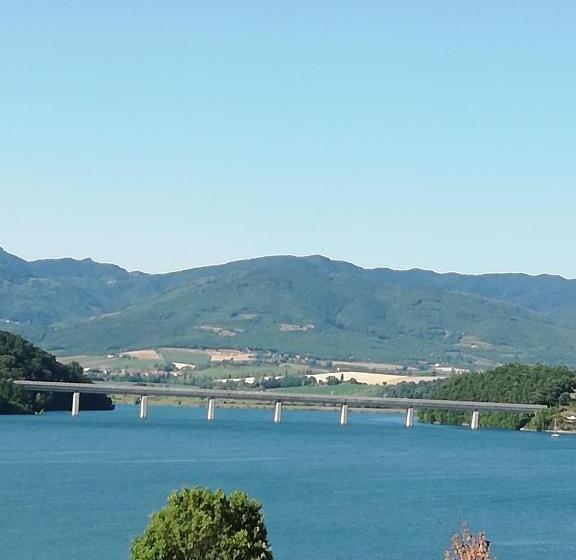 Номер Стандарт, Il Lago Del Mugello B&b