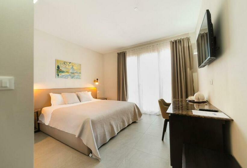 Номер Deluxe, Garda Room