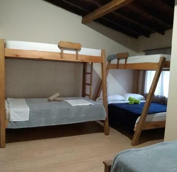 اتاق خانوادگی, Hostal Naty Luna