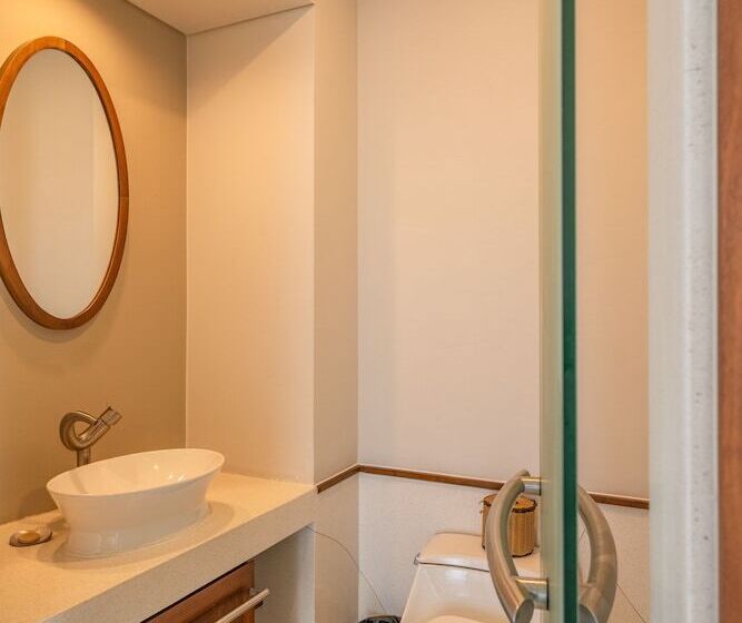 Deluxe Suite Sea View, The Shells Resort & Spa  Phu Quoc