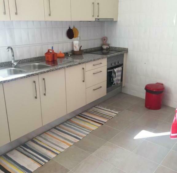 اتاق استاندارد یک تخته با سرویس بهداشتی مشترک, Olive Street House