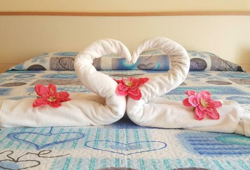 استودیو استاندارد با تراس, B&b La Villetta Gela