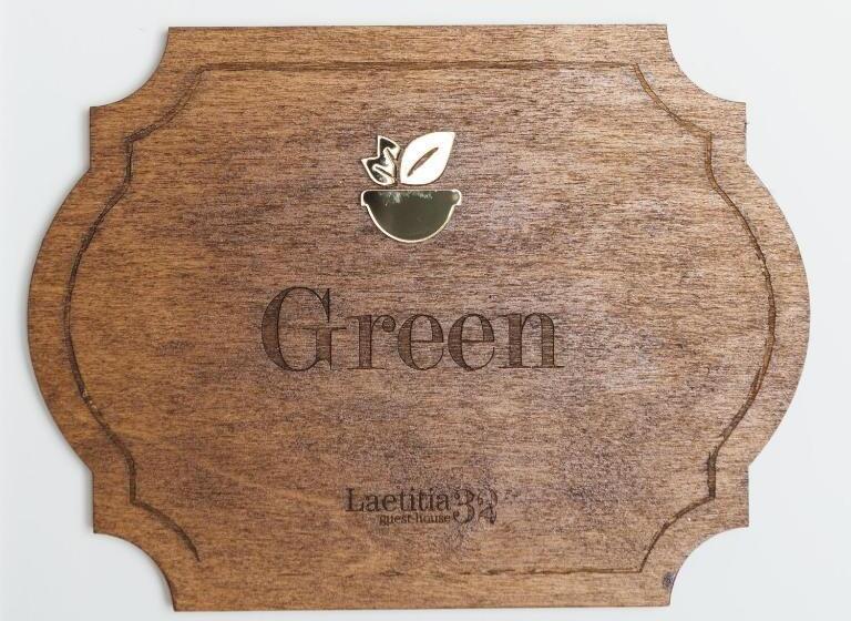 اتاق استاندارد با سرویس بهداشتی مشترک, Green Room