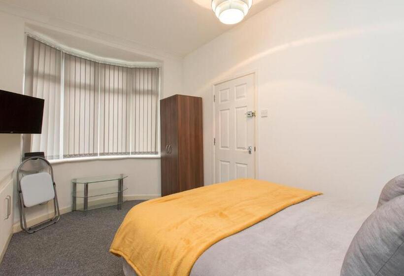 اتاق استاندارد با سرویس بهداشتی مشترک, Townhouse @ Edleston Road Crewe