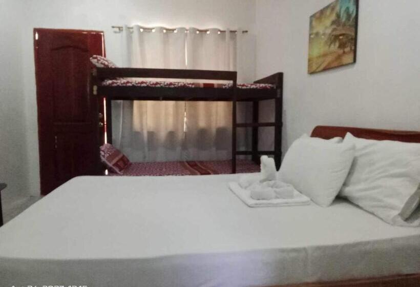 Четырехместный Номер Стандарт, Pescador View   Beach Resort & Restaurant