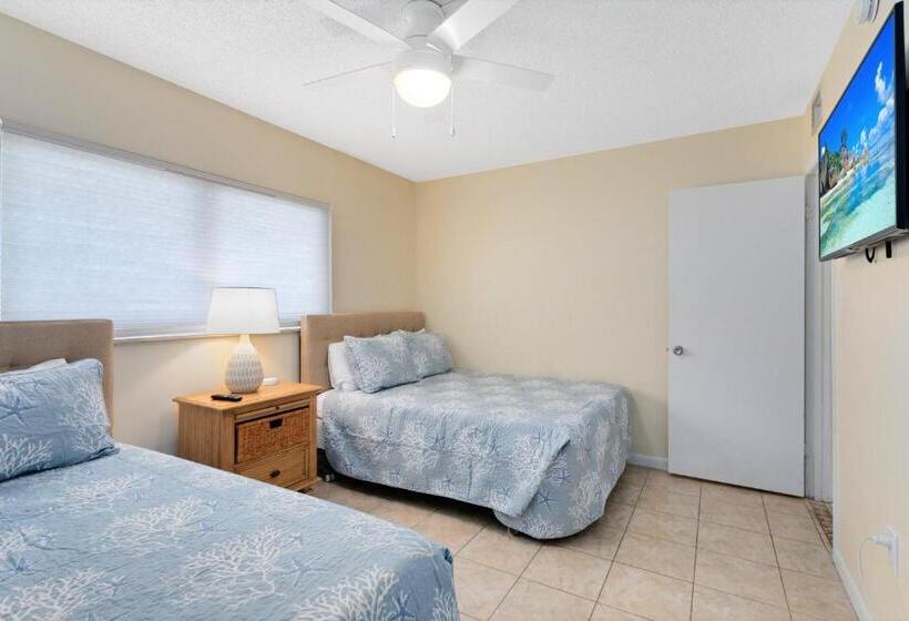 Apartamento 2 Dormitórios Vista Mar, Cocoa Beach Towers