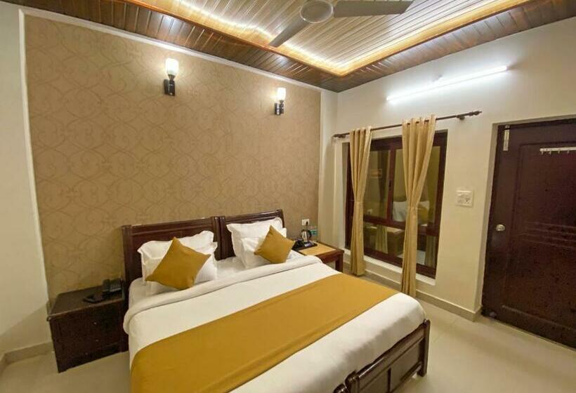 اتاق استاندارد, Nirvana Palace Rishikesh