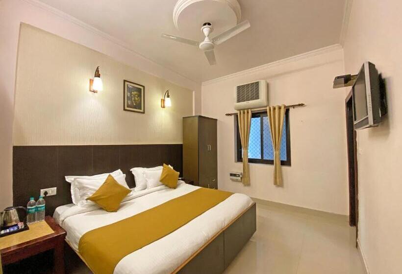اتاق لوکس, Nirvana Palace Rishikesh