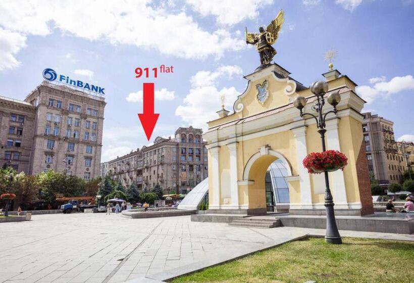 اتاق لوکس, Khreshchatyk   Independence Square Apartments
