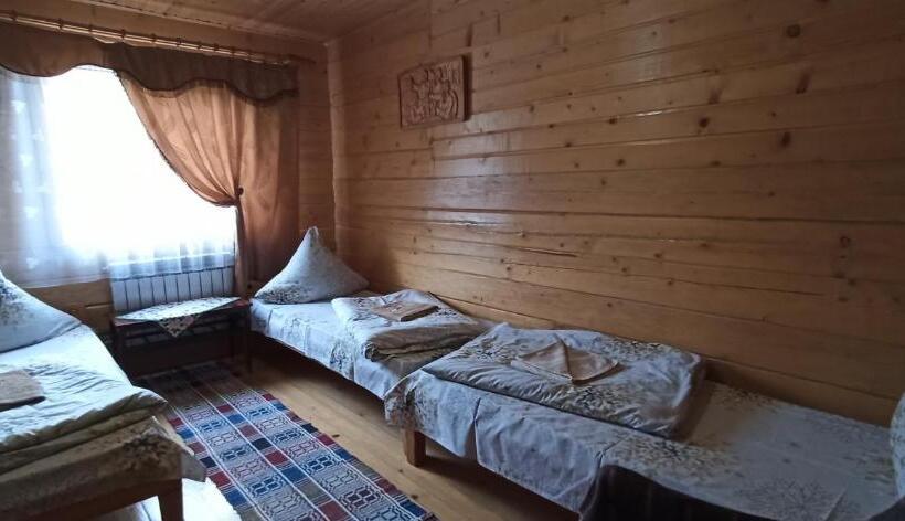 Номер Стандарт Трехместный, садиба у василя