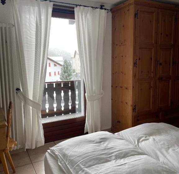 1 Bedroom Apartment Lake View, Chesa Silva   Silvaplana