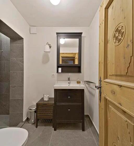 1 Bedroom Apartment Lake View, Chesa Silva   Silvaplana