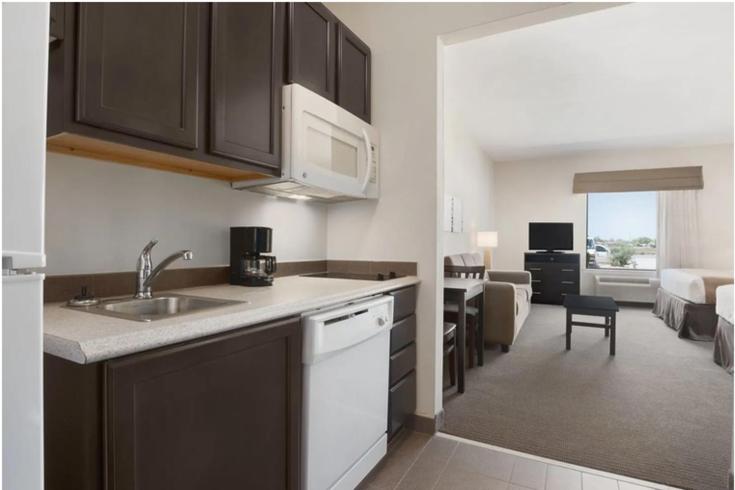 Люкс Повышенной Комфортности, Petrostay Inn & Suites Cotulla