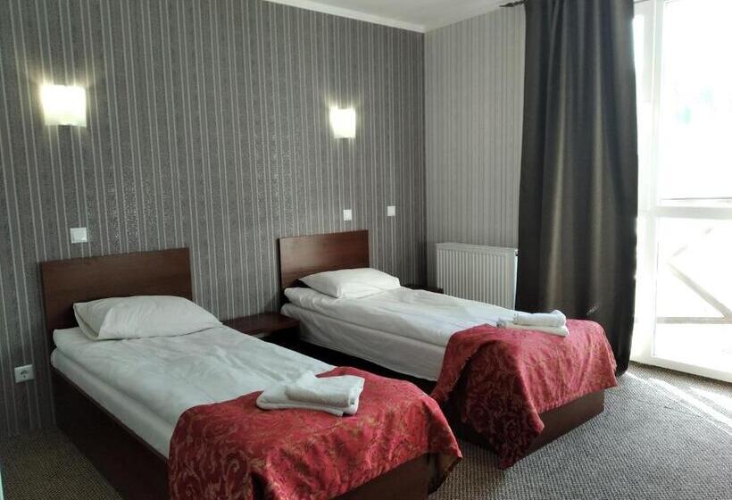 اتاق استاندارد با بالکن, Terem