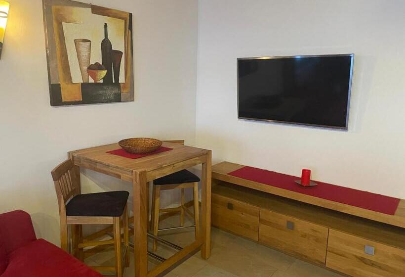 Апартаменты 1 Спальня с Балконом, Jugendhotel Angerhof
