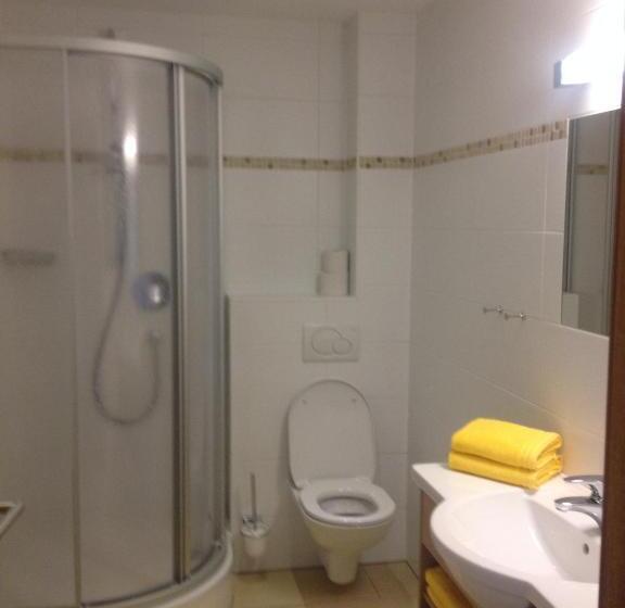 Люкс Семейный 2 Спальни, Jugendhotel Angerhof
