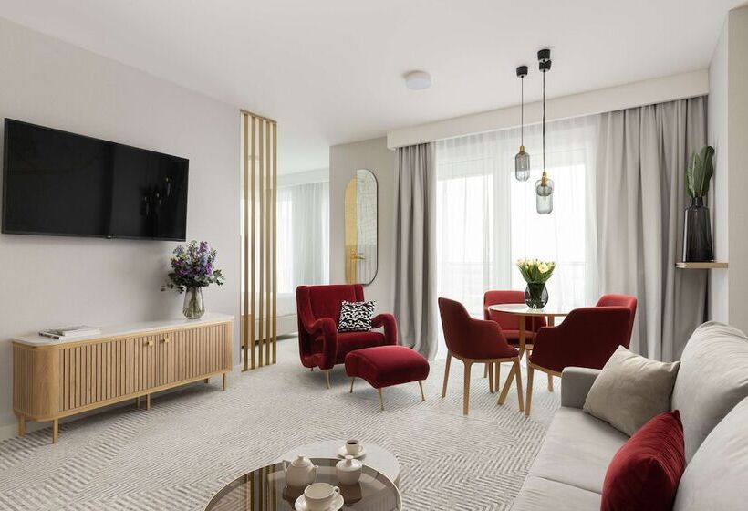 Семейный Номер, Royal Tulip Warsaw Centre
