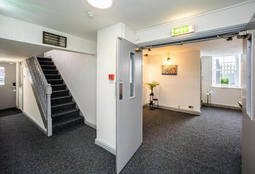 Номер Economy, Huddersfield Central Lodge