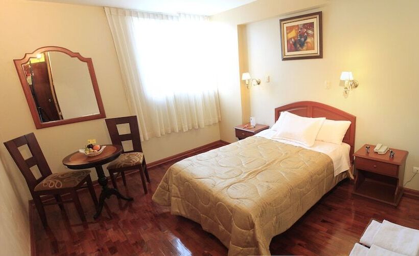 اتاق استاندارد یک نفره, Manhattan Inn Airport