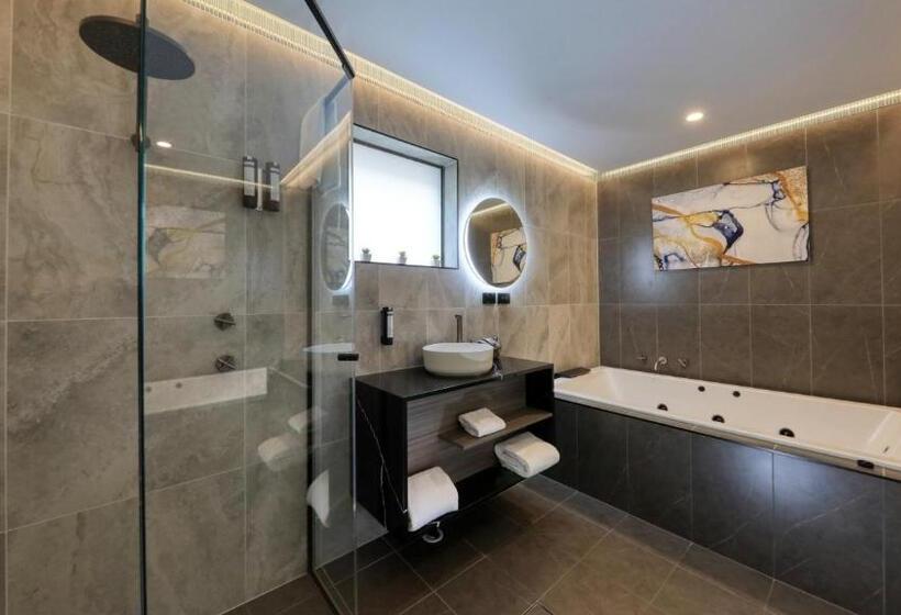 Люкс Повышенной Комфортности, The Palms Dubbo