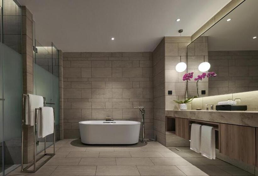 Люкс Deluxe Вид на Море, Parkroyal Langkawi Resort