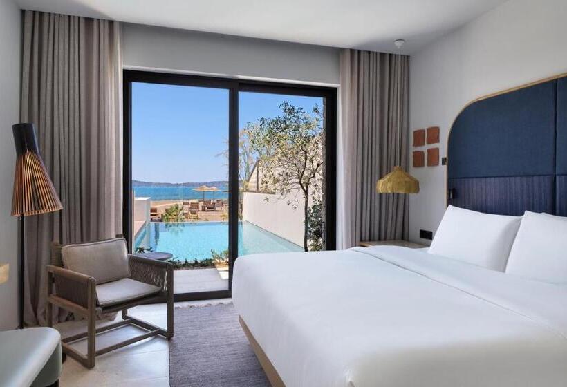 Люкс Кровать Кинг, W Costa Navarino