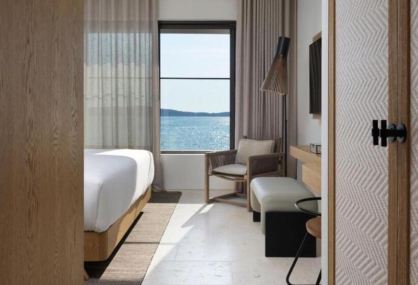 Люкс Кровать Кинг, W Costa Navarino