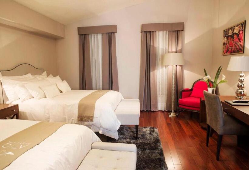 سوییت جونیور, Atiq Boutique