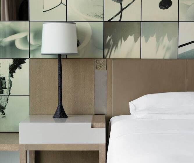 Клубный номер с видом на озеро, Hyatt Regency Suzhou