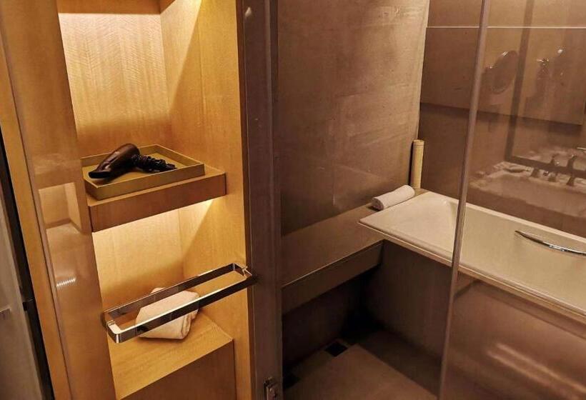 اتاق کلاب, Hyatt Regency Tianjin East