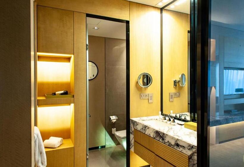 اتاق استاندارد با تخت بزرگ, Hyatt Regency Tianjin East
