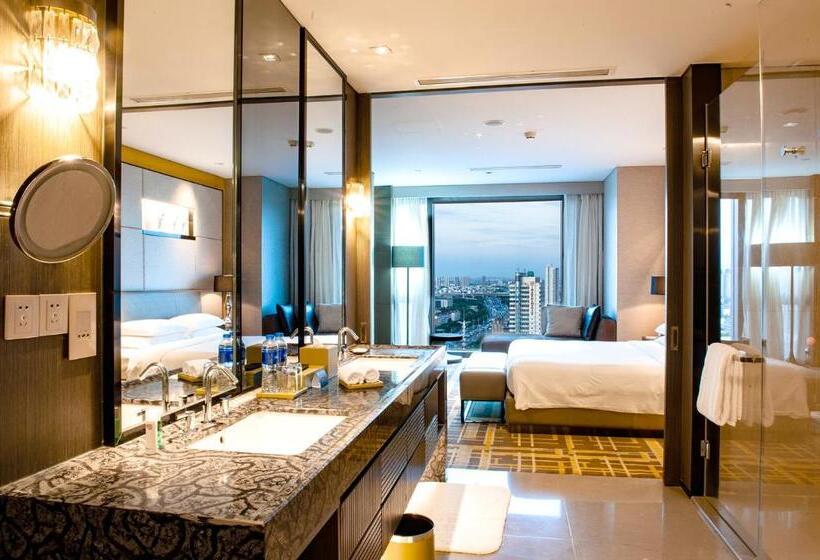 سوئیت با تخت بزرگ, Hyatt Regency Tianjin East