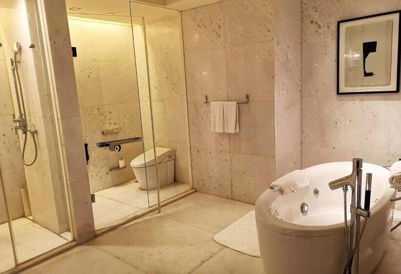 سوییت اجرایی, Hyatt Regency Tianjin East