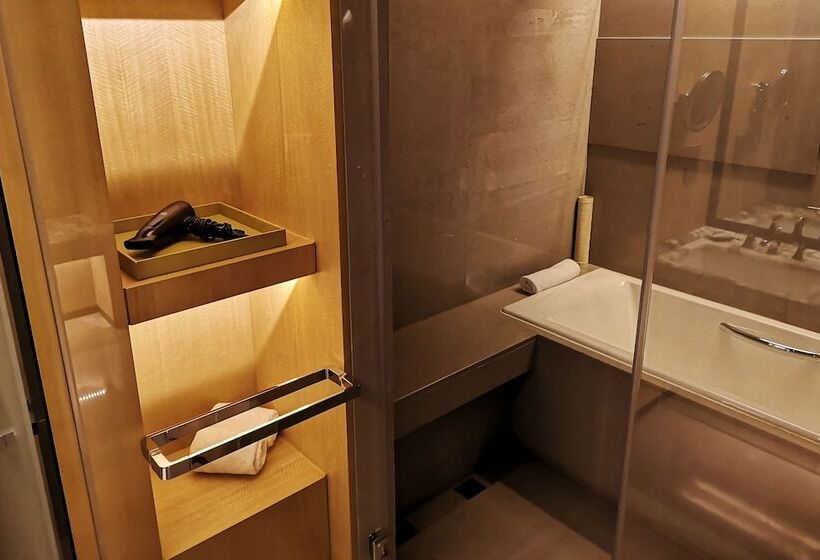 اتاق کلاب, Hyatt Regency Tianjin East