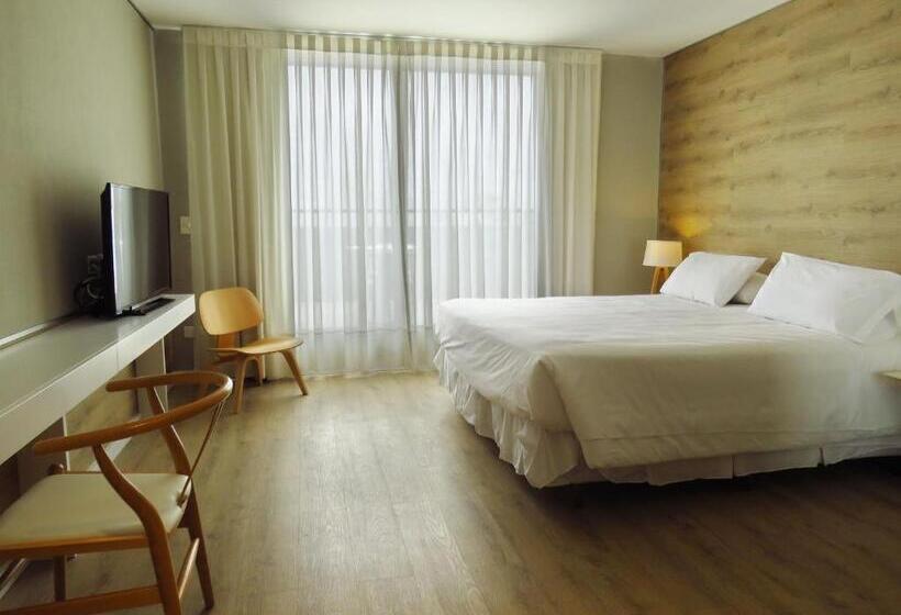 Номер Deluxe с Балконом, Smart Hotel Montevideo