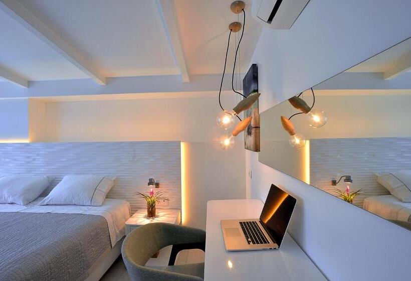 Люкс Superior, TRYP by Wyndham Corfu Dassia