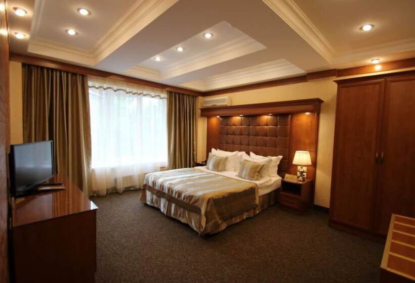 سوییت, Uyut Almaty