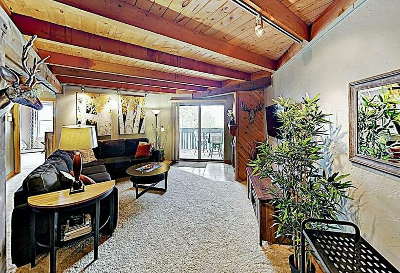 침실 2개 아파트, Treehouse Condo Unit H202