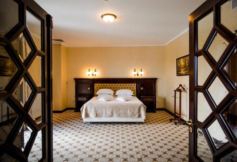 Люкс Deluxe Кровать Кинг, Golden House