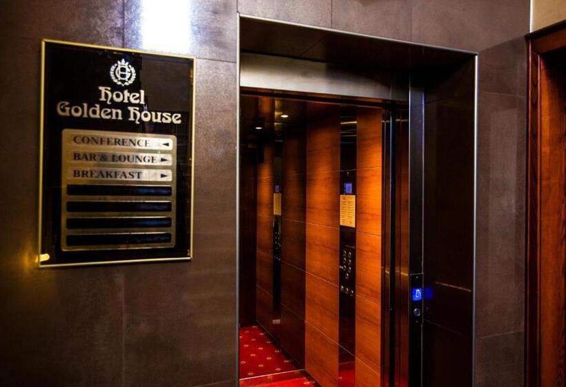 Family Suite, Golden House