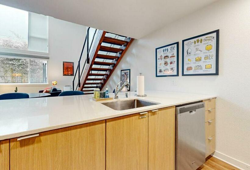 １ベッドルームアパートメント, Central Loft