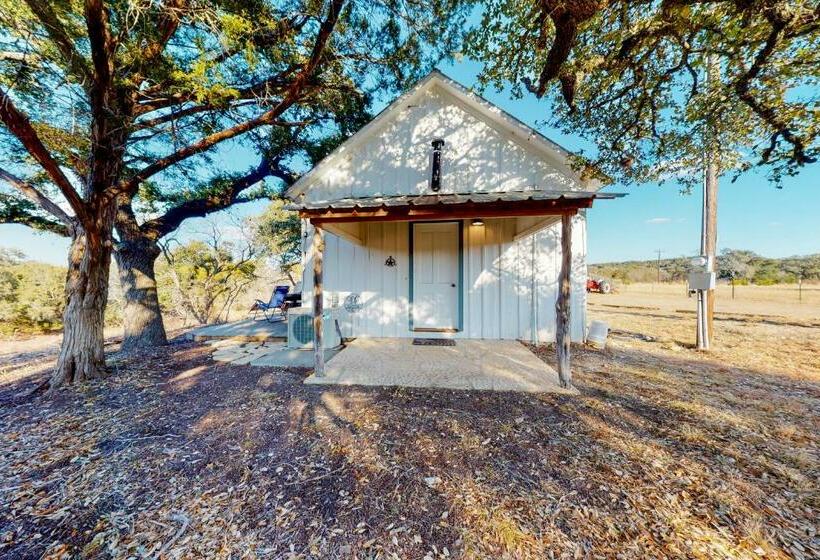Студия Стандарт, Honey Creek School House