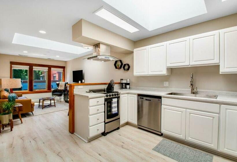 آپارتمان 1 خوابه, Port Angeles City View Loft