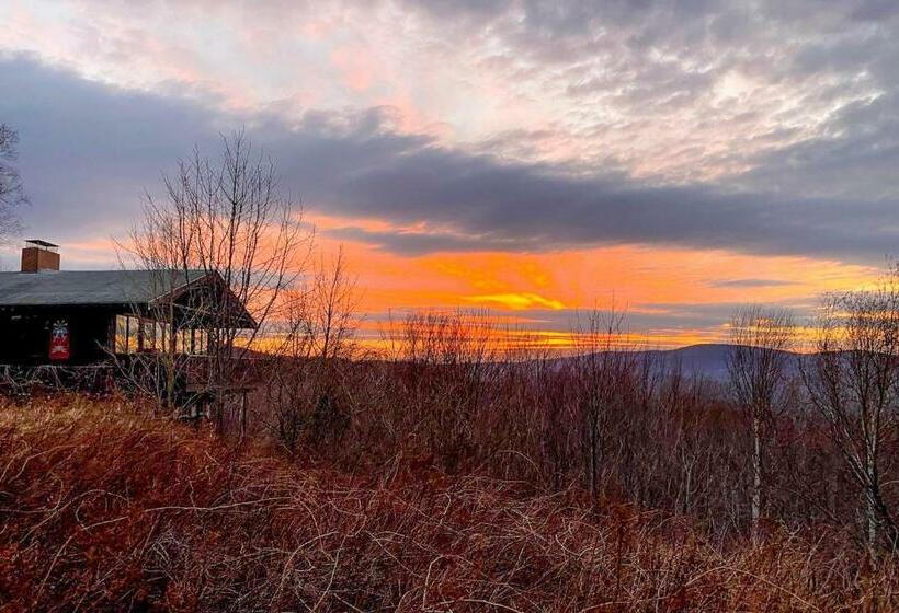 Дом 3 Спальни, Mittersill Sunset Townhome