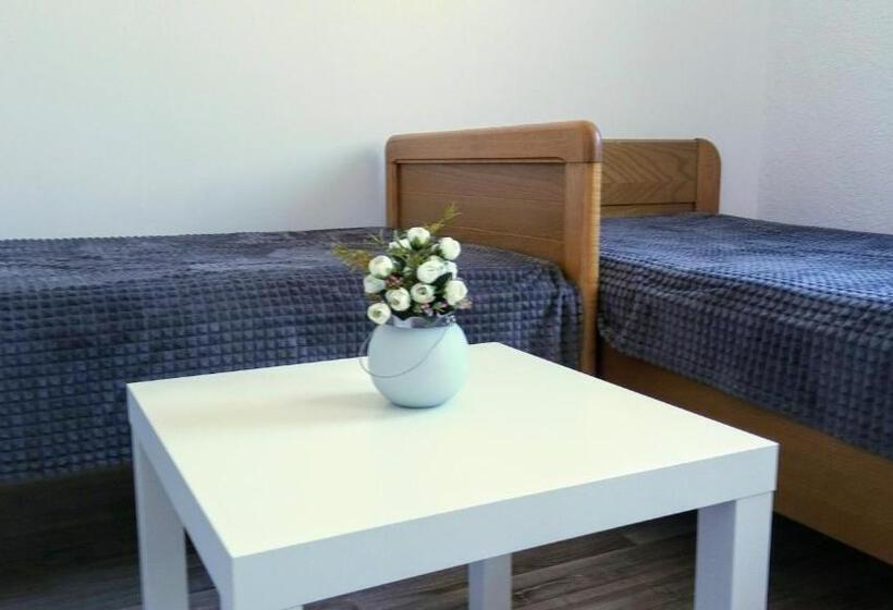 آپارتمان 1 خوابه, Apartments&rooms Mido