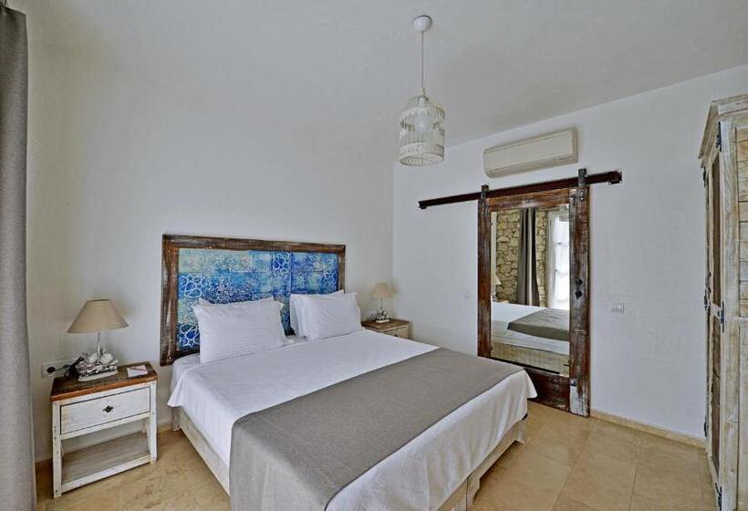Классический Номер, Bay C