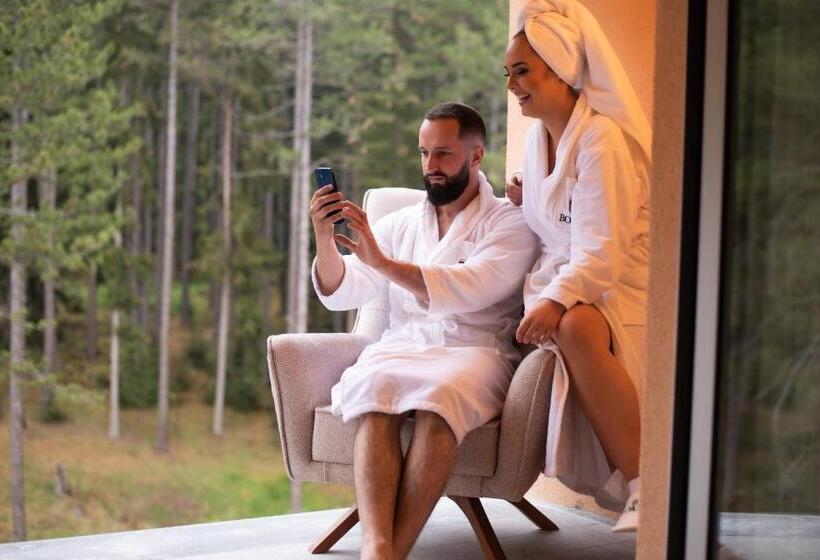 سوییت لوکس, Borovi Forest Resort & Spa