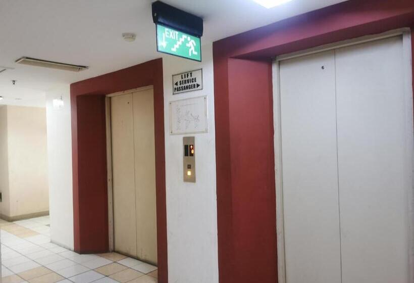 Апартаменты 2 Спальни, Arsakha 001 Apartemen Cibubur Village By Nara Property