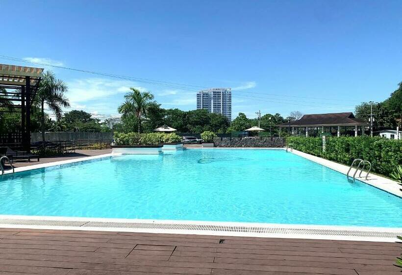شقة غرفة واحدة مطلة على حمام السباحة, Elle S Condo At One Oasis